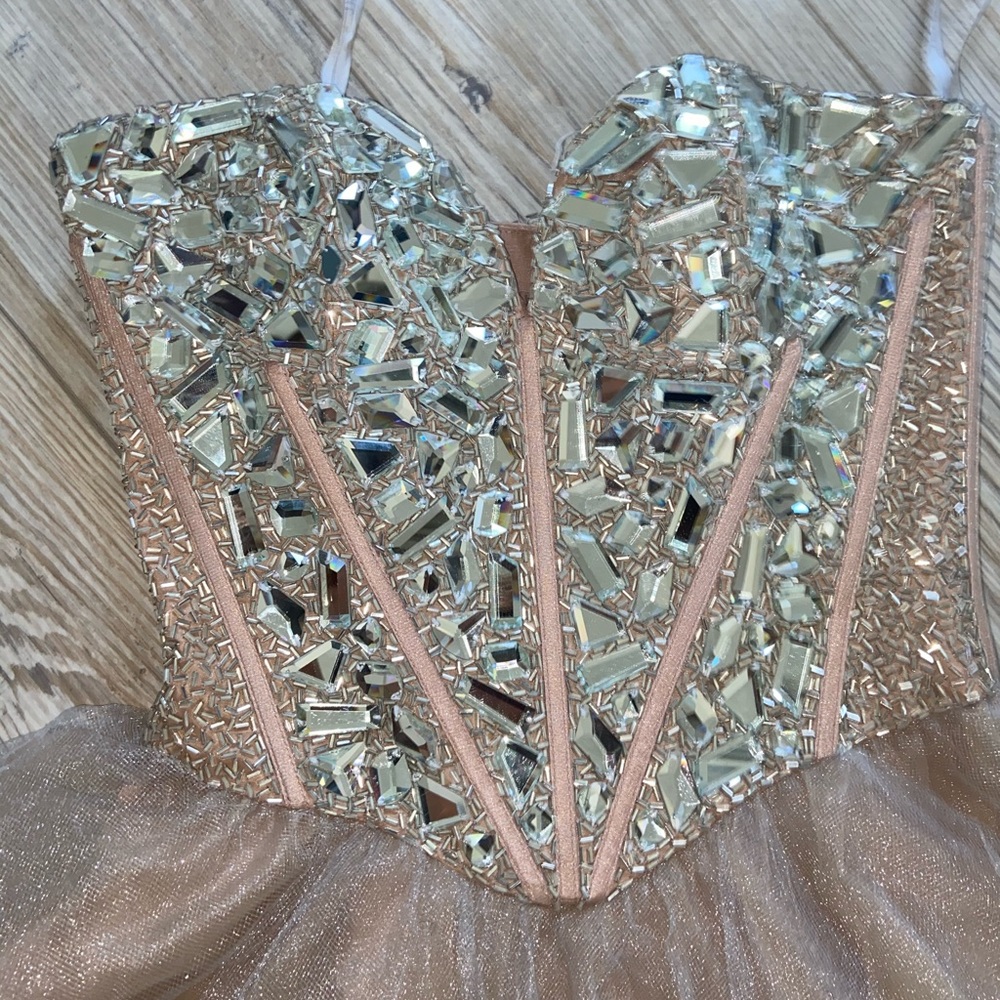 ✨Super sexy Sherri Hill dress✨ - Picture 2 of 8
